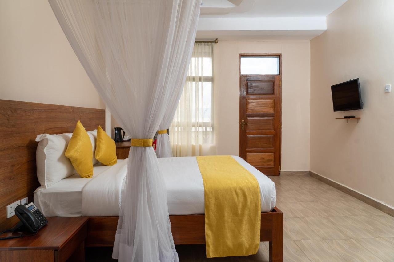 Burch'S Resort Naivasha Exterior photo